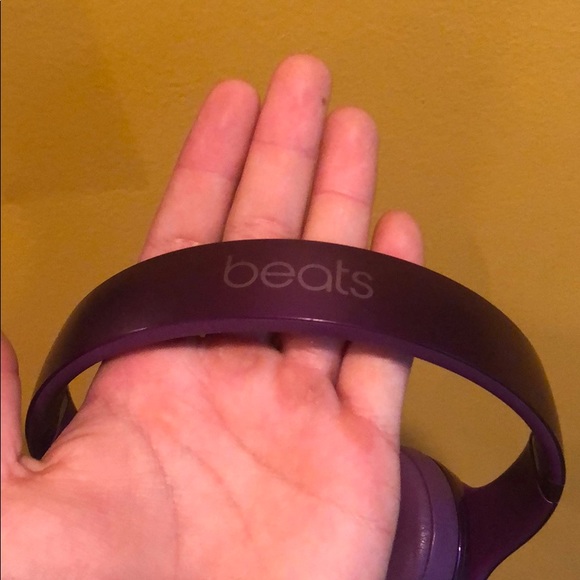 Beats solo 2 - Picture 6 of 8